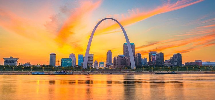 FanDuel and DraftKings Lead Missouri Sports Betting License Battle